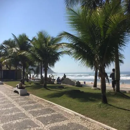 Apartamento no Guarujá - Praia do Tombo-3